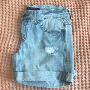 Billabong shorts